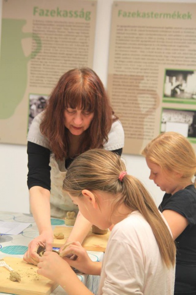 Fájl:Fazekassag.jpg