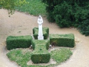 Szent bernat szobor.jpg